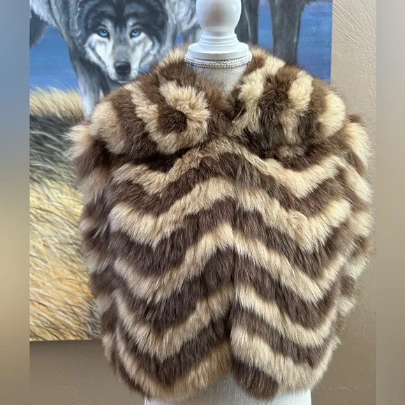 Gorgeous Cropped real fox fur vest Saga Ruffian sz 6 lined great condition SM - Picture 6 of 11